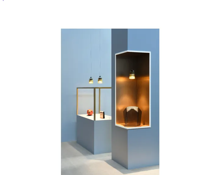 Collection MOD -  © Morgane Le Gall - Design : Stefan Diez - Direction artistique : Normal Studio - Stylisme : Aurélie des Robert - Globe en verre : design Normal Studio / CIRVA, Sac Cochon Tirelire et Allumettes Hélène Népomiatzi